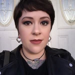 Meet your Posher, Katherine